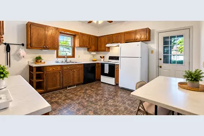 1003 10th Avenue S, Saint Cloud, MN 56301 - Photo 7