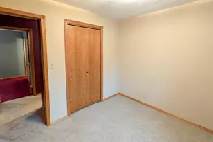 1613 Canary Dr, Albert Lea, MN 56007 - Photo 9