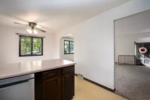 2208 Marwood Dr, Mankato, MN 56001 - Photo 9