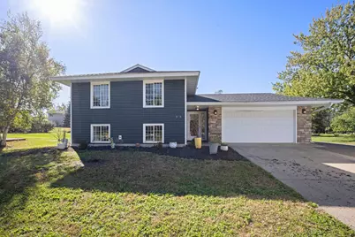808 Newell Drive, Apple Valley, MN 55124 - Photo 3