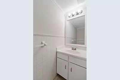 7211 W Franklin Avenue, Saint Louis Park, MN 55426 - Photo 13