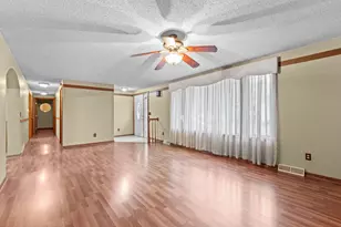 402 4th St NE, Hayfield, MN 55940 - Photo 7