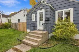 224 14th St S, Moorhead, MN 56560 - Photo 3