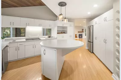 14717 Minnehaha Place, Minnetonka, MN 55391 - Photo 9