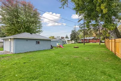 1917 Hillsboro Avenue N, Golden Valley, MN 55427 - Photo 33