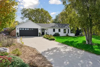 3030 Quail Avenue N, Golden Valley, MN 55422 - Photo 1