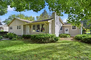 6055 Westbrook Rd, Golden Valley, MN 55422 - Photo 1