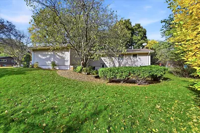 6055 Westbrook Road, Golden Valley, MN 55422 - Photo 3