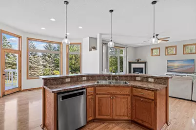 20710 Helena Lane, Lakeville, MN 55044 - Photo 23