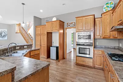 20710 Helena Lane, Lakeville, MN 55044 - Photo 3