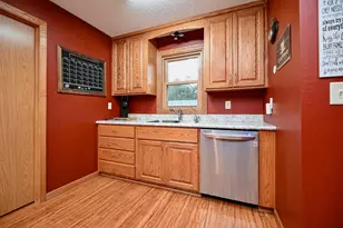 89 W 13th St, Buffalo City, WI 54622 - Photo 7