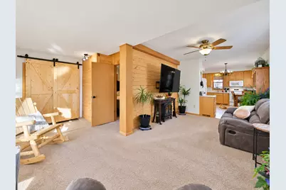 709 Lindbergh Drive S, Little Falls, MN 56345 - Photo 9