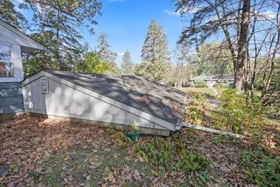 8015 Plymouth Avenue N, Golden Valley, MN 55427 - Photo 37