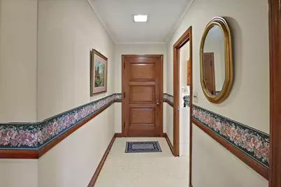 8015 Plymouth Avenue N, Golden Valley, MN 55427 - Photo 5