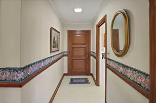 8015 Plymouth Ave N, Golden Valley, MN 55427 - Photo 5