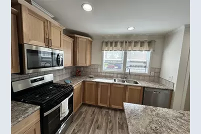 21 Perimeter Drive, Sartell, MN 56377 - Photo 11