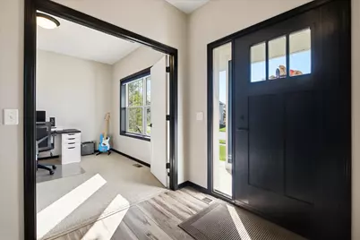 20245 Glenbrook Path, Lakeville, MN 55044 - Photo 19