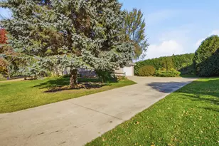 601 25th St SE, Willmar, MN 56201 - Photo 27
