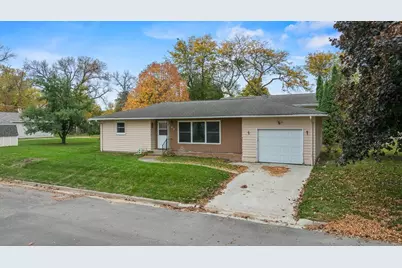 122 W George Street, Ivanhoe, MN 56142 - Photo 1