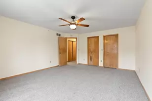 2255 Ranchview Ln N, Plymouth, MN 55447 - Photo 15