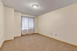 2255 Ranchview Ln N, Plymouth, MN 55447 - Photo 17