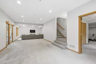 12846 Hialeah Path, Apple Valley, MN 55124 - Photo 37