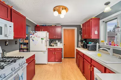 214 S 61st Avenue W, Duluth, MN 55807 - Photo 7