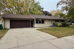 573 Cliff St, Ortonville, MN 56278 - Photo 1