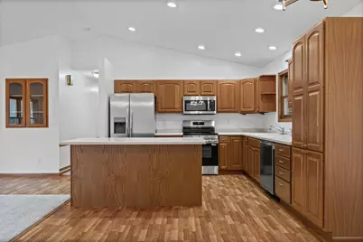 913 Jonathan Lane, La Crescent, MN 55947 - Photo 9