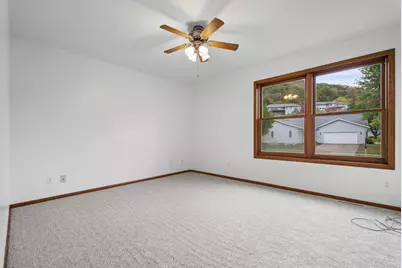 913 Jonathan Lane, La Crescent, MN 55947 - Photo 7