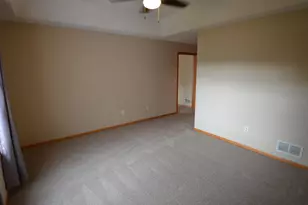 194 Emerson Ave E, West Saint Paul, MN 55118 - Photo 19