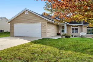 1493 General Sieben Dr, Hastings, MN 55033 - Photo 1