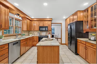 8906 138th Street Court, Apple Valley, MN 55124 - Photo 11