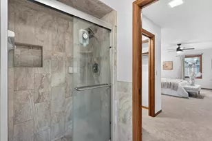 8906 138th Street Ct, Apple Valley, MN 55124 - Photo 33