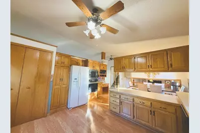 886 Iroquois Avenue, Saint Paul, MN 55119 - Photo 1