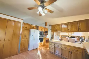 886 Iroquois Ave, Saint Paul, MN 55119 - Photo 1