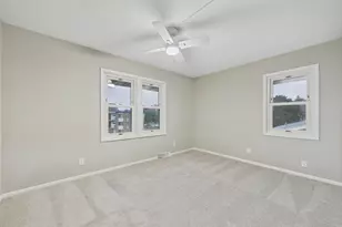 3049 Winnetka Ave N, Crystal, MN 55427 - Photo 17