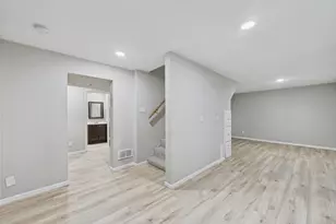 3049 Winnetka Ave N, Crystal, MN 55427 - Photo 29