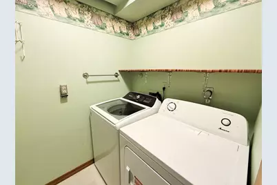 2402 Kenwood Drive SW, Willmar, MN 56201 - Photo 19