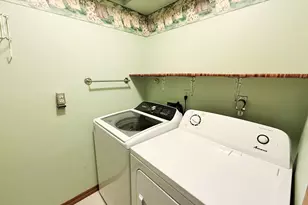 2402 Kenwood Dr SW, Willmar, MN 56201 - Photo 19