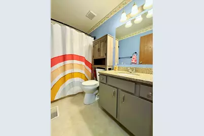 2402 Kenwood Drive SW, Willmar, MN 56201 - Photo 17