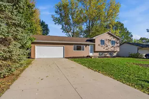 2613 Wimbledon Dr, Woodbury, MN 55125 - Photo 1