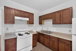 320 Augusta Ave, Willmar, MN 56201 - Photo 5