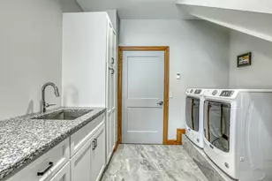 5517 Dickson Rd, Minnetonka, MN 55345 - Photo 23