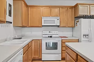 4363 Victor Path, Hugo, MN 55038 - Photo 7