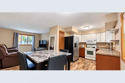 1105 Olena Avenue, Willmar, MN 56201 - Photo 3