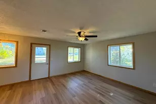 201 SW Thompson St, Verndale, MN 56481 - Photo 9
