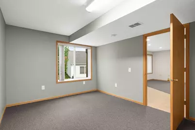 18716 Kalmar Court, Lakeville, MN 55044 - Photo 33