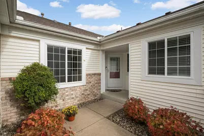 18716 Kalmar Court, Lakeville, MN 55044 - Photo 3