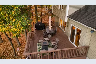 11160 Lake Point Drive, Chisago City, MN 55013 - Photo 7